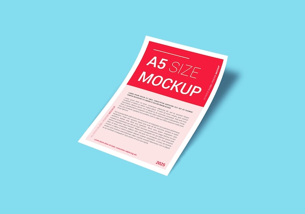 Mockup di volantino di dimensioni A5 su superficie blu