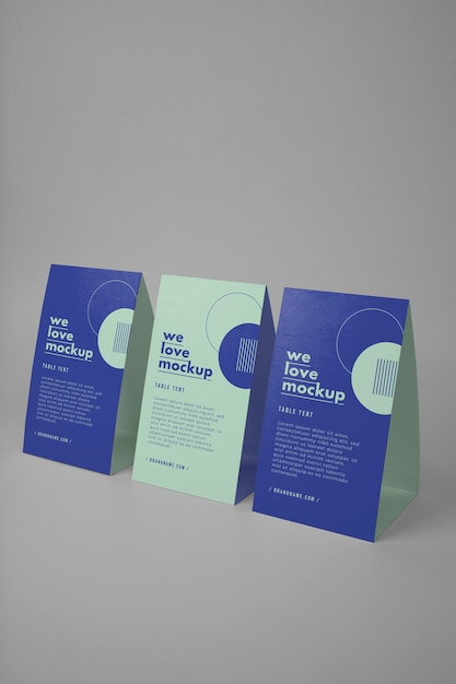 Mockup di volantino tenda da tavolo in carta