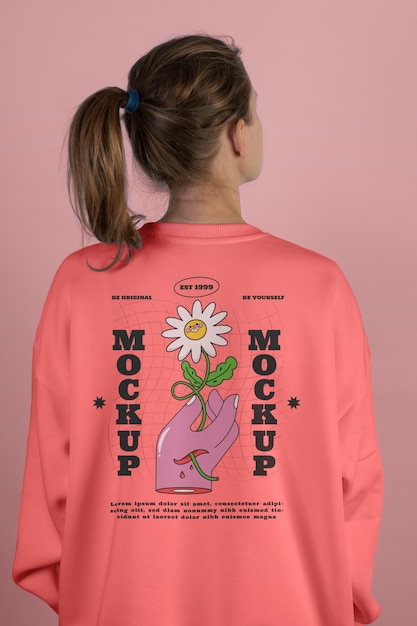 PSD mockup en la espalda de una sudadera