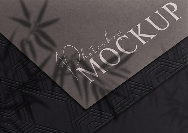 Mockup in rilievo di carta