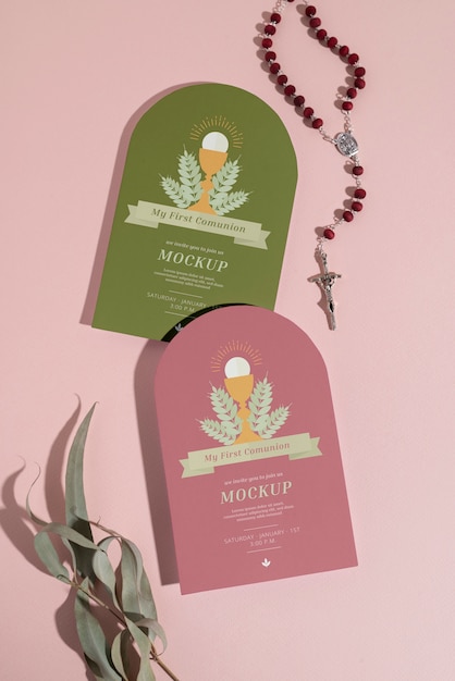 Mockup de invitación de comunión flat lay boy