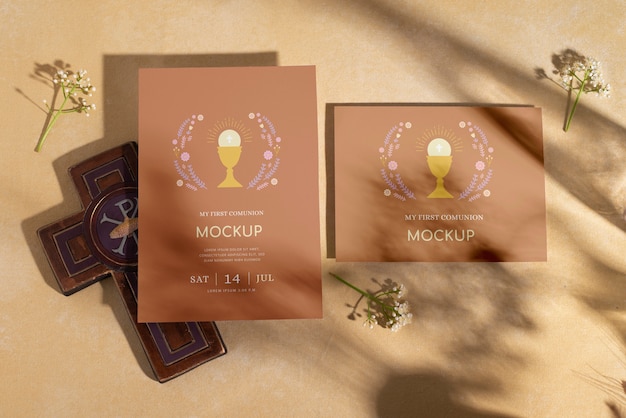Mockup de invitación de comunión flat lay boy