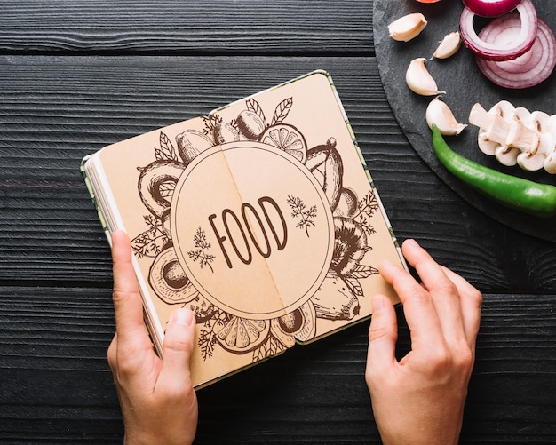 PSD mockup de libro con concepto de comida