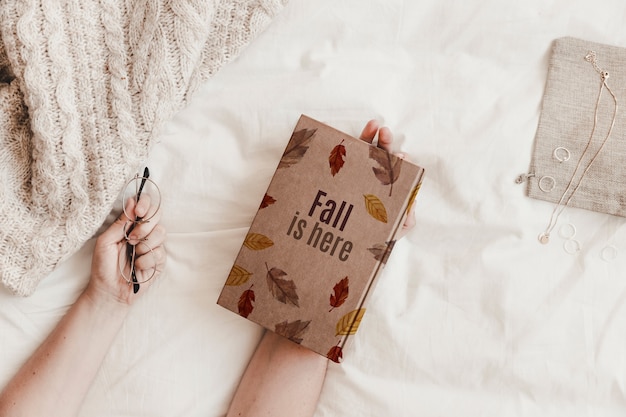 Mockup de literatura y otoño