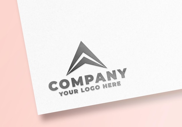 Mockup logo impresso su carta bianca