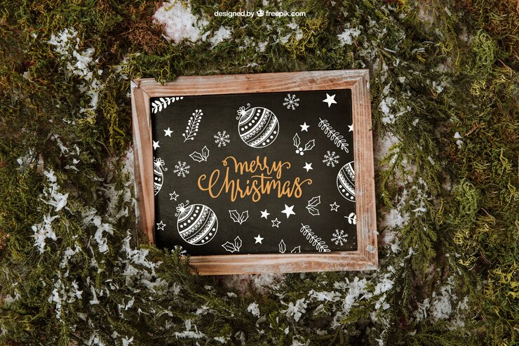 PSD mockup de navidad con pizarra y nieve