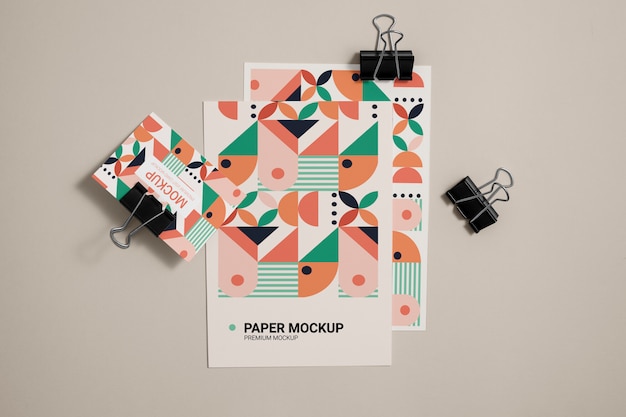 PSD mockup de papel con plantilla de clip