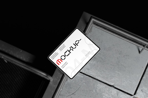 Mockup en la plataforma de rejilla de tableta con ventilación