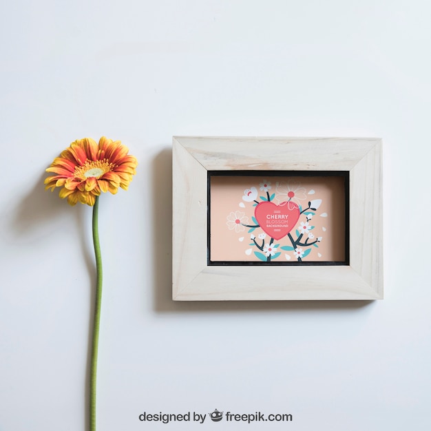 PSD mockup de primavera con marco y flor