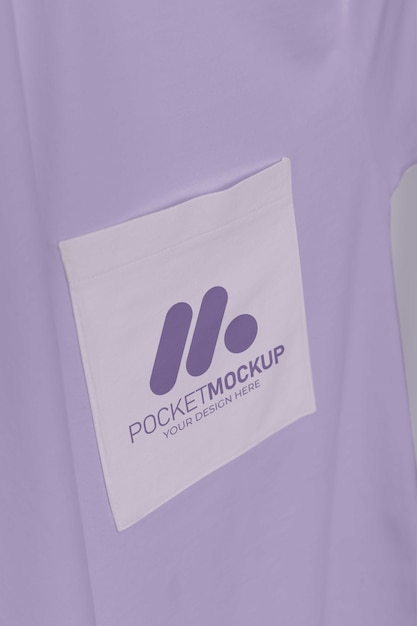 Mockup saku pada t-shirt