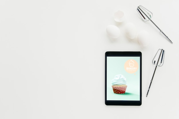 PSD mockup de tablet con concepto de cocina