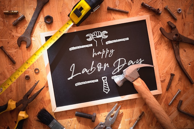 PSD mockup-tafel für happy labour day.