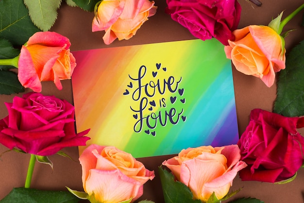 Mockup de tarjeta colorida con rosas