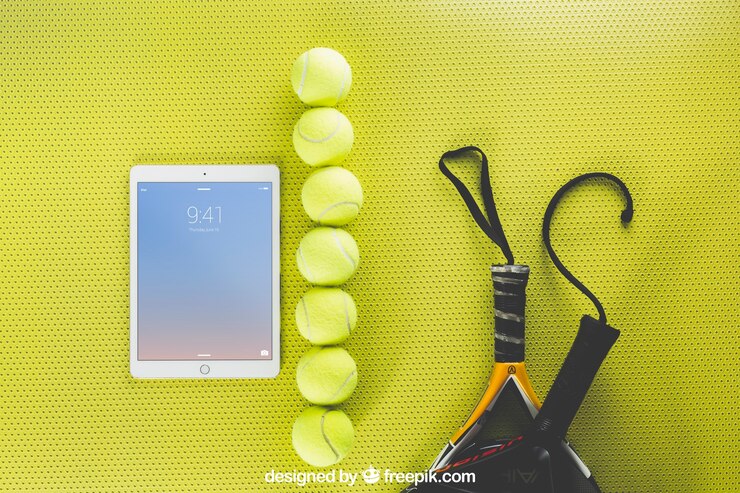 PSD mockup de tenis con tablet