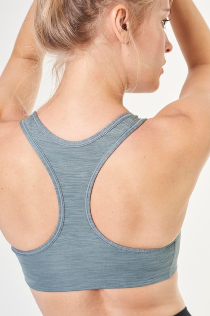 Des modèles de vêtements de sport pour femmes en mode actif