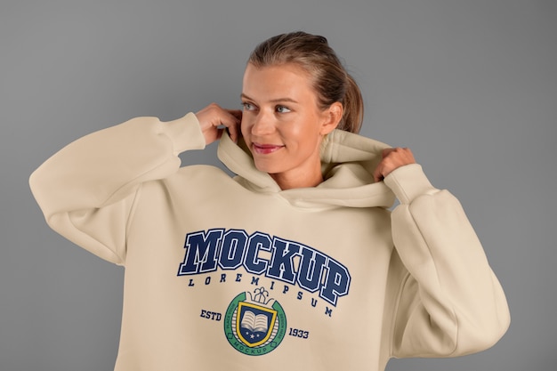Modell des Hoodie der Klasse 2024