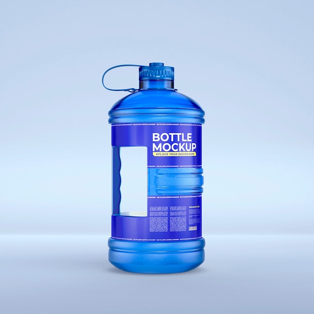 PSD modell einer großen plastikflasche mit wasser