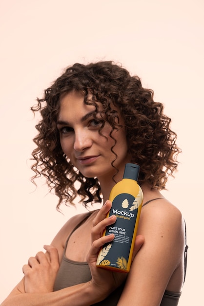 PSD modell einer shampoo-verpackung für lockiges haar