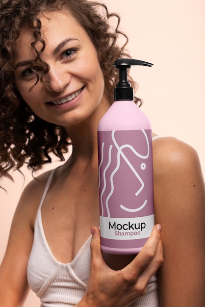 PSD modell einer shampoo-verpackung für lockiges haar