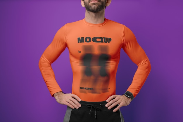 Modell eines thermischen T-Shirts für Erwachsene
