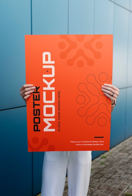 Modell-Poster-Mockup für die Halterung