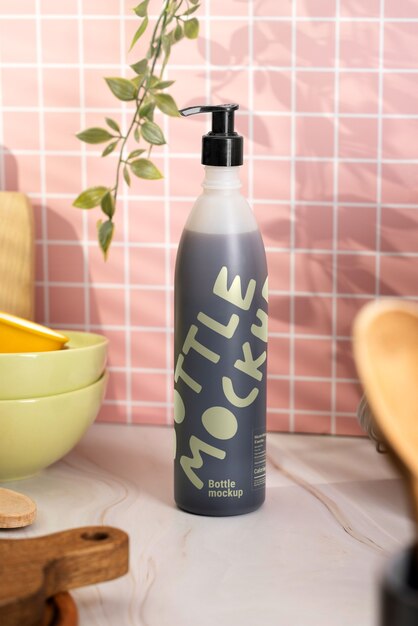 Modello di bottiglia con dispenser.