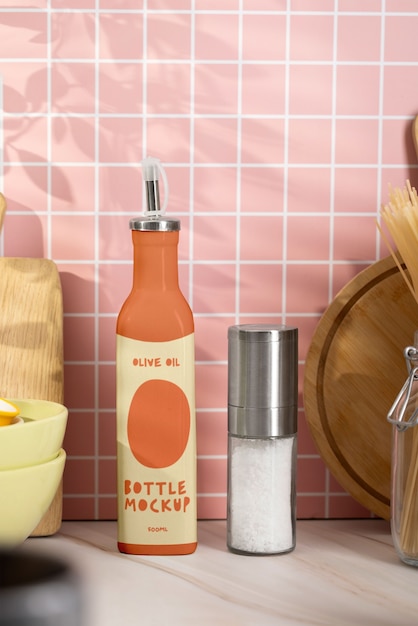 Modello di bottiglia con dispenser.