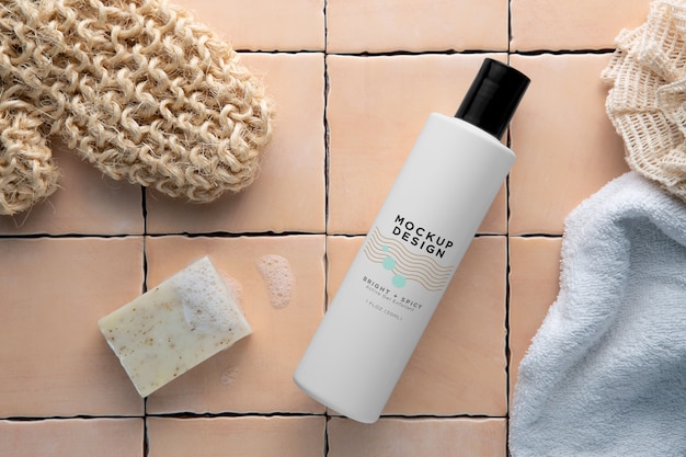 Modello di bottiglia di gel e shampoo