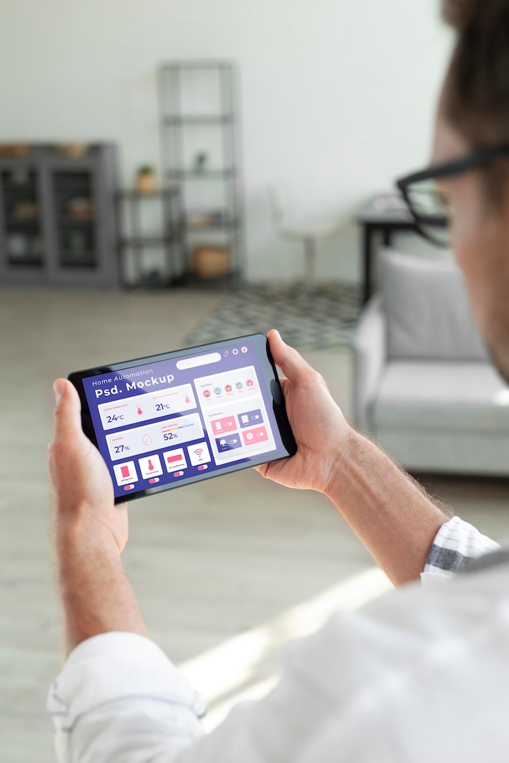 PSD modello di concetto di automazione domestica con smartphone