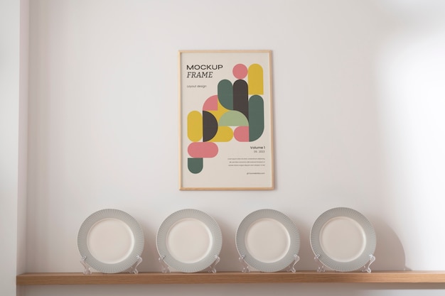 Modello di cornice sulla parete della sala da pranzo