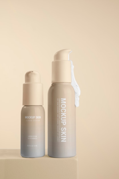 Modello di imballaggio della crema isolata
