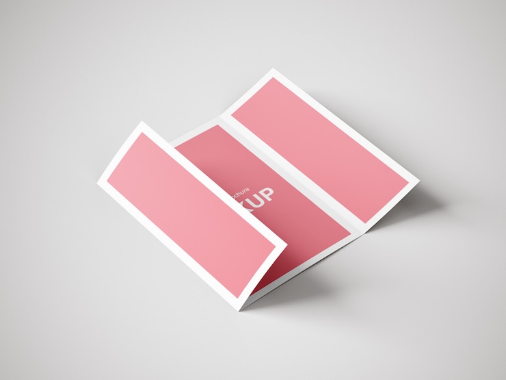 PSD modello di mockup brochure pieghevole a tre ante o triplo