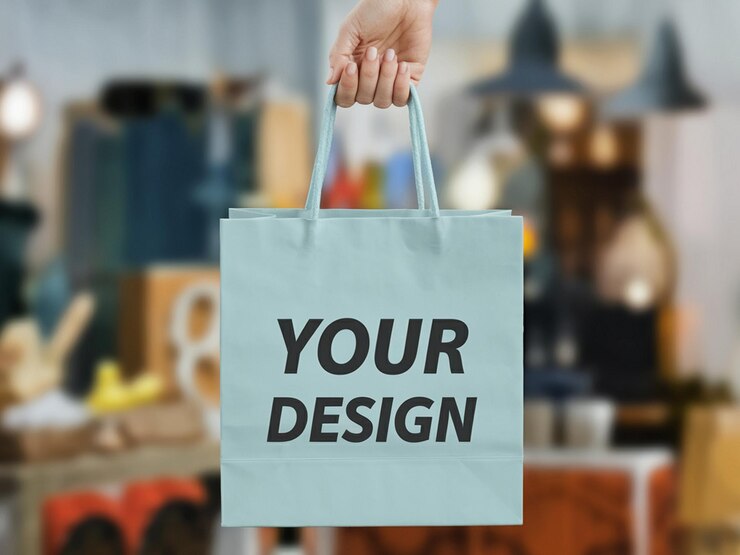 PSD modelo de bolsa de compras de papel azulado con la mano