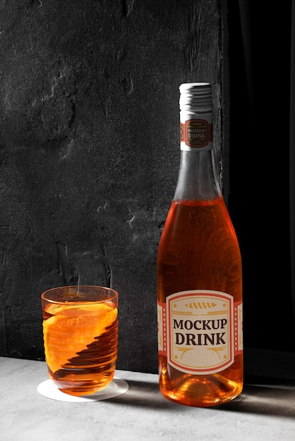 Modelo de bebida deliciosa em ambientes fechados