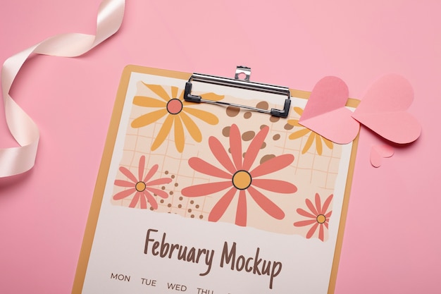 Modelo de calendário do Dia dos Namorados com corações e fita