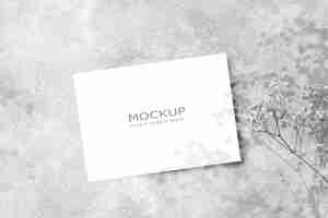 PSD modelo de cartão de convite de casamento com flores secas de gipsófila