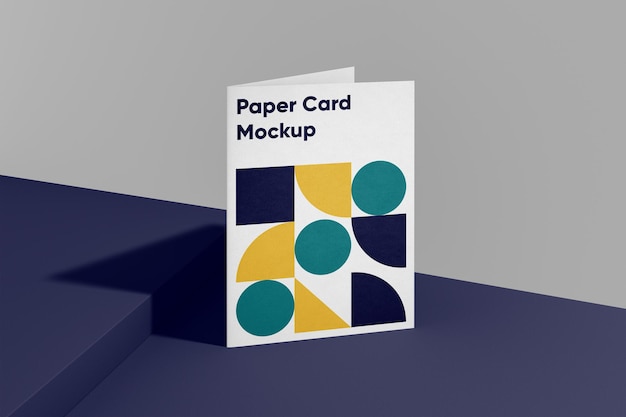 Modelo de cartão de papel A4 dobrado
