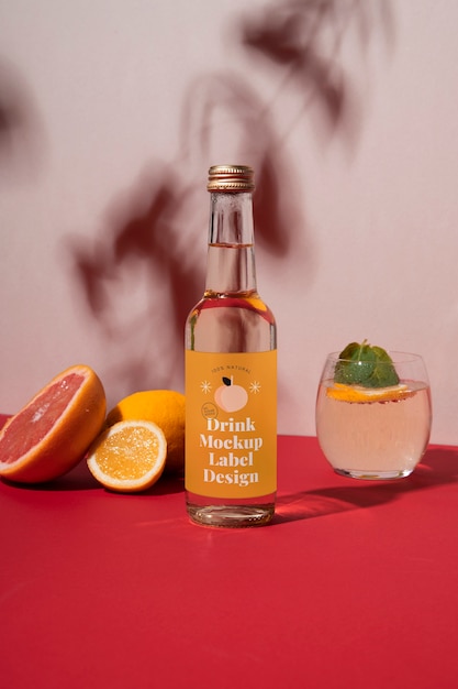 Modelo de deliciosas bebidas de verão