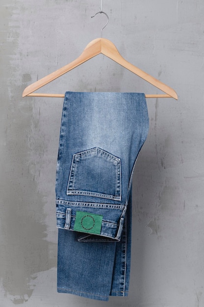 Modelo de etiqueta de jeans verde de marca de moda casual psd
