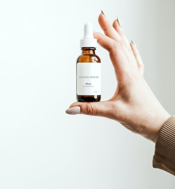 Modelo de garrafa de cosméticos