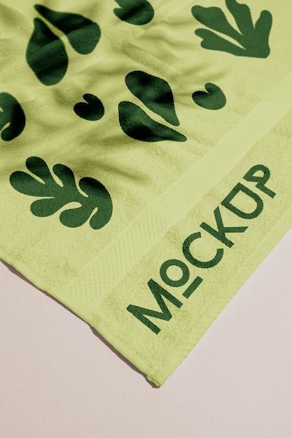 Modelo de merchandising de verão