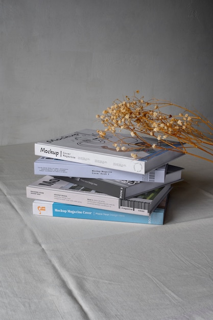 Modelo de pilha de livros de revistas de moda