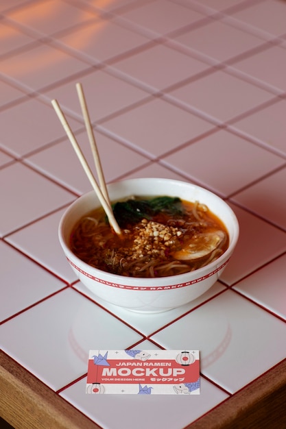 Modelo de uma deliciosa tigela de ramen