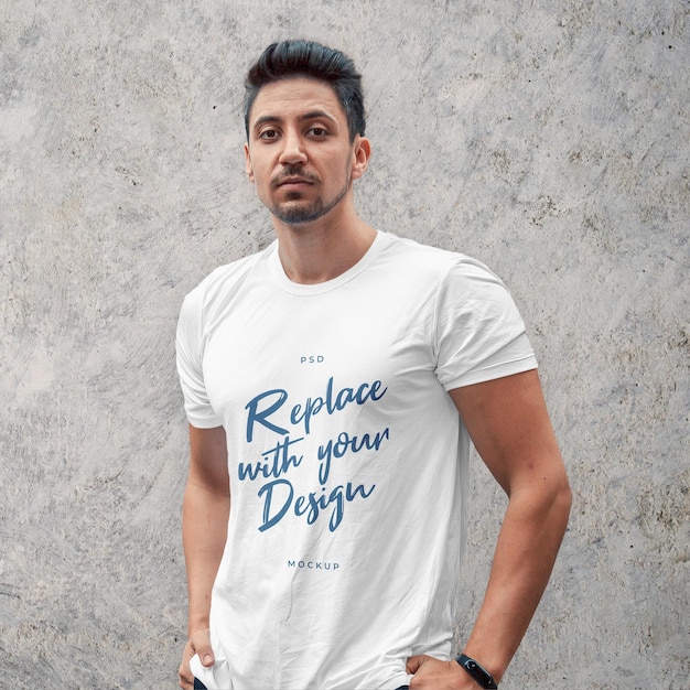 Modelo Modelo de Camiseta Casual de Homem