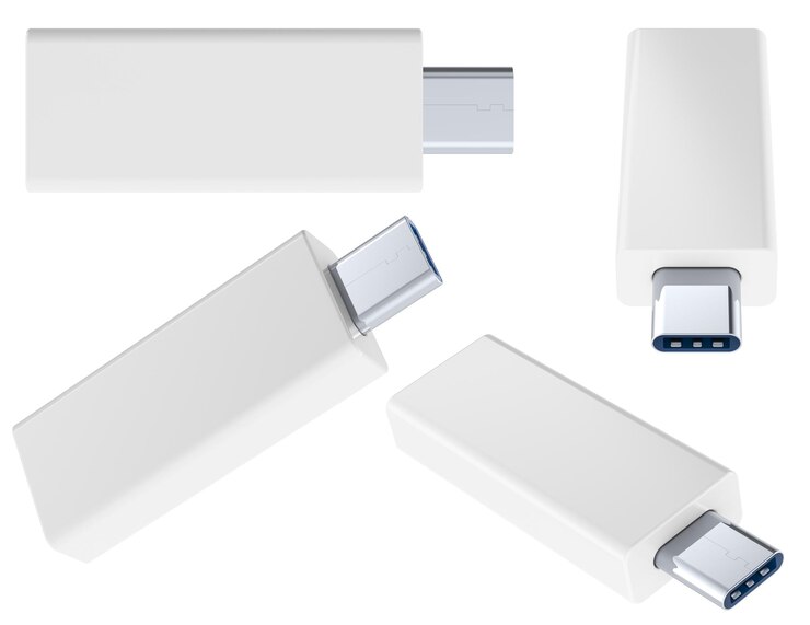 PSD moderno modelo de unidad flash usb tipo c con renderización 3d de ángulos múltiples aislada sobre un fondo transparente