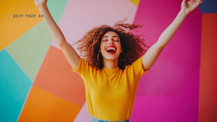 PSD mujer joven alegre con el cabello rizado celebrando contra un fondo colorido