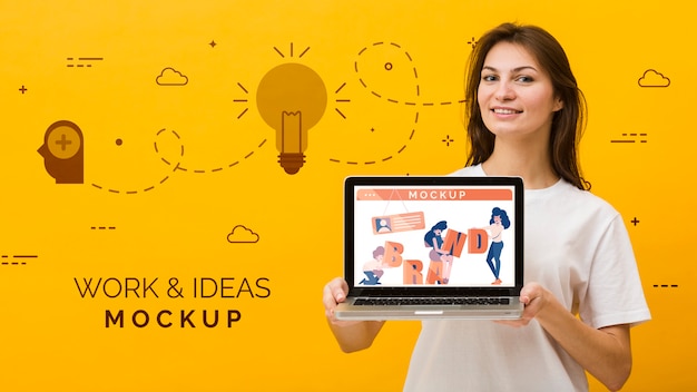 Mujer con laptop