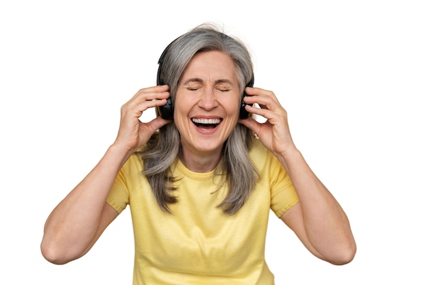 PSD mujer mayor sonriendo