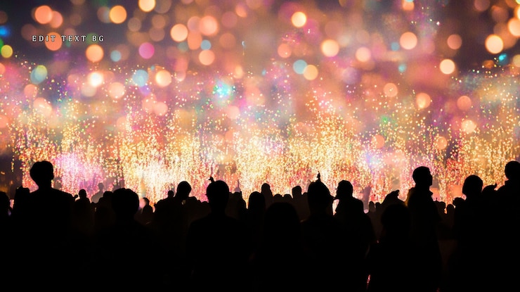 PSD multidão em silhueta assistindo a um vibrante espetáculo de fogos de artifício à noite