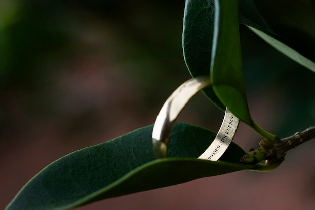 Nahaufnahme des Hochzeitsring-Mockups